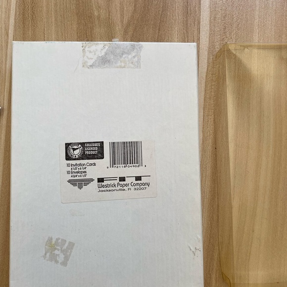 New Vintage University of Florida UF Gators Party Invitations 10 Count Pack - Picture 4 of 8